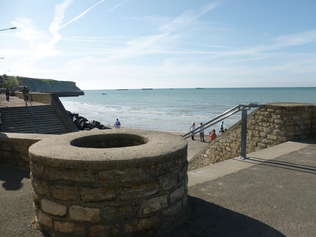 Apartmán Studio De La Mer Arromanches-les-Bains Exteriér fotografie